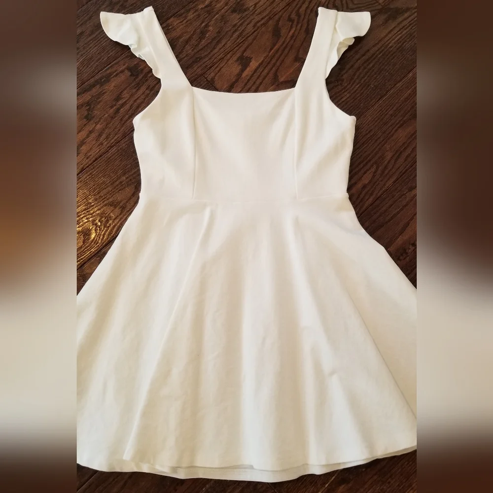 White cocktail dress - Picture 1 of 4